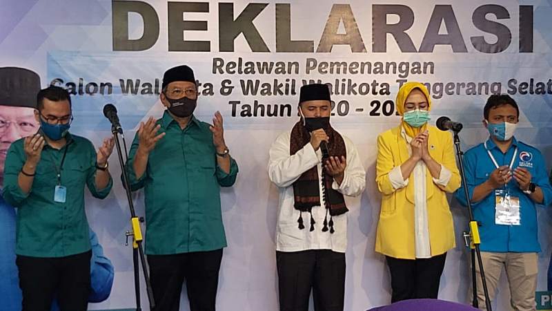 Do'a Bersama Iringi Benyamin-Pilar Saga Mendaftar Ke KPU