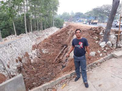 Baru Dibangun, Turap Senilai Rp12.5 Miliar Ambrol