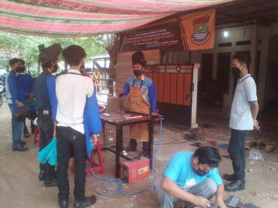 Masyarakat Desa Sukamanah Ikuti Pendidikan dan Pelatihan Kerja dari Disnaker