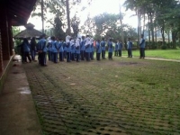 Mengisi Liburan Dengan Latihan Dasar Kepemimpinan Siswa