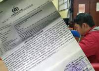 Wartawan media online di Lebak melaporkan pengeroyokan di Mapolsek Bayah.