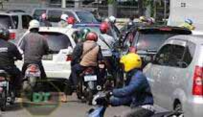 Macet Sudah Mengancam Kota Serang