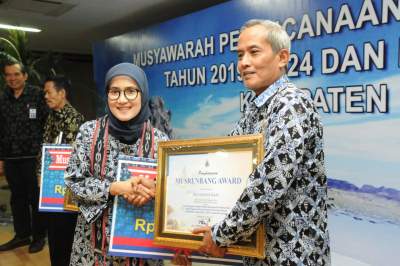 Bupati Lebak Serius Benahi Pariwisata