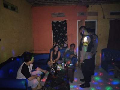 Putus Mata Rantai Covid, Polsek Pulo Ampel Gelar Operasi Yustisi