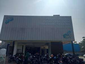 Tampak Depan Pasar Gintung