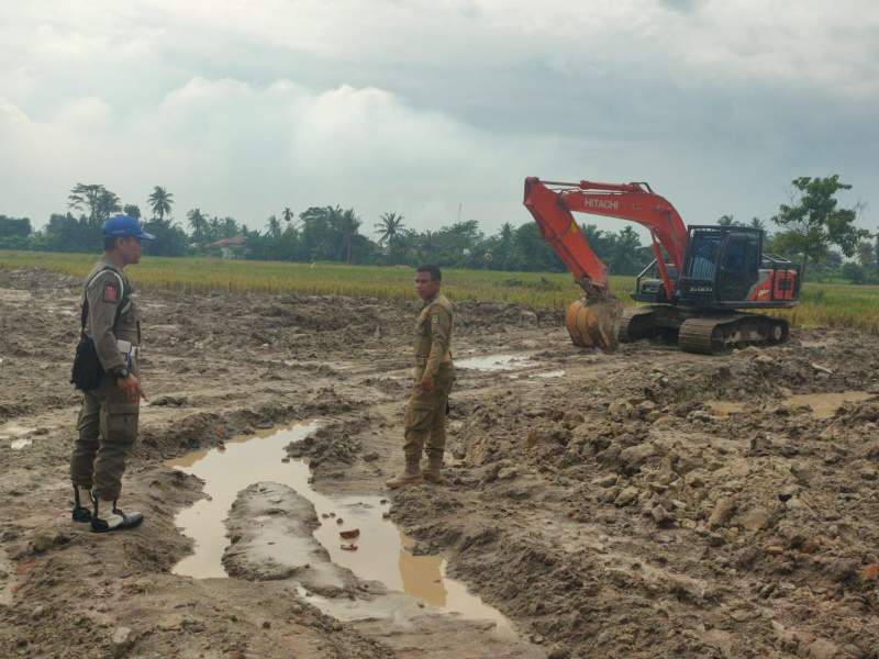 Galian c tidak beroperasi, Satpol PP temukan berat masih di lokasi
