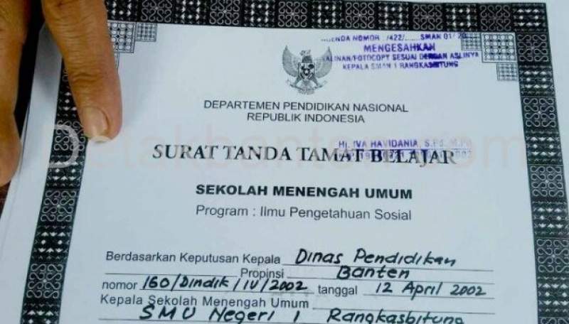 Pelayanan Legalisir SMAN 1 Rangkasbitung Dikeluhkan Warga