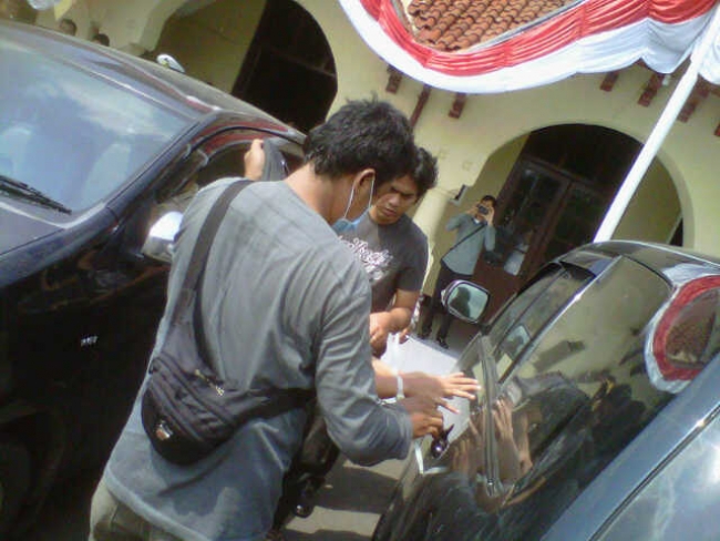 Sang Teroris Mengaku Orang Serang Asli.