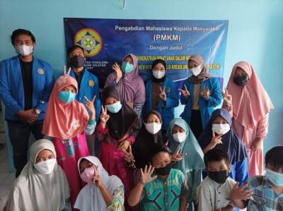 Mahasiswa UNPAM Beri Penyuluhan Anak-anak di TPQ Robyatul Adawiyah Berkreasi Manfaatkan Sampah Plastik