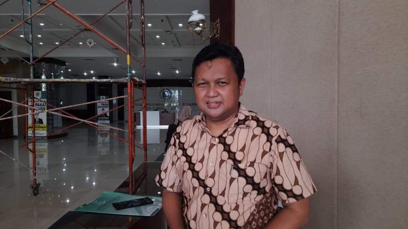 Kepala Dinas Pendidikan Kota Tangsel, Deden Deni.