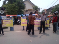 Tolak Keberadaan STTI Arastamar, Warga Gelar Aksi Unjuk Rasa