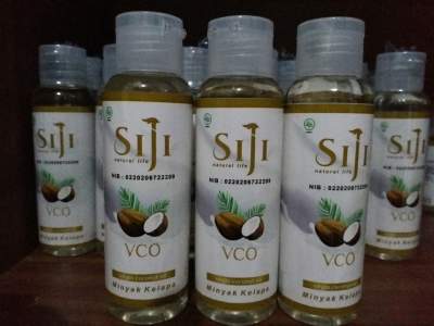 Inspiratif, Anak Muda di Kota Serang Jualan Minyak Kelapa