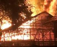 Kandang Ayam di Pagedangan Ludes Dilalap Si Jago Merah