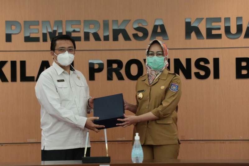 PEMKOT TANGSEL SERAHKAN LKPD TAHUN 2020