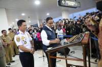 Gubernur DKI Jakarta, Anies Baswedan, saat meresmikan revitalisasi Pelabuhan Muara Angke di kawasan Penjaringan, Jakarta Utara, belum lama ini.