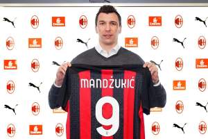 Mario Mandzukic Resmi Bergabung dengan AC Milan