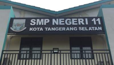 Tampak Halaman Depan SMPN 11 Tangsel