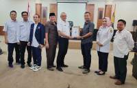 RDP antara Komisi IV DPRD Kota Cilegon dengan DLH Kota Cilegon, Lurah Bagendung dan Camat Cilegon di Ruang Rapat DPRD Kota Cilegon, Rabu (5/10/2022).