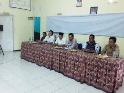 Warga Pamumbulan Curhat Ke Anggota DPRD Lebak Terkait PT Cemindo Gemilang