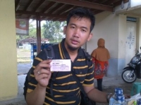 Karcis Parkir Liar di Gedung Serbaguna Pemkab Tangerang. Rabu (30/10)