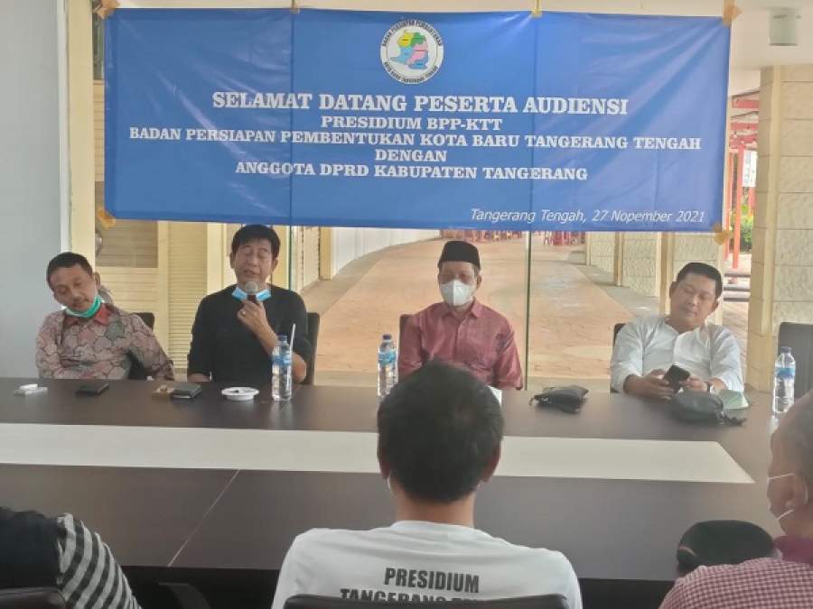 Bahas Pemekaran Tangerang Tengah, Anggota DPRD Kumpul Di Sea 69 Food