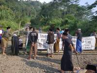 Lagi, Tolak Proyek PLTPB Gheotermal,Masyarakat Padarincang Blokir Akses Masuk