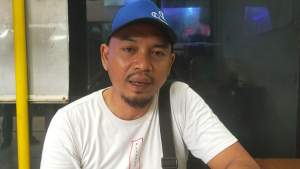 Ketua paguyuban pedagang pasar Sentiong Uen Burhanuddin