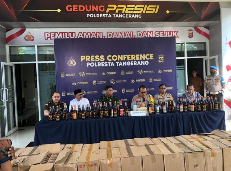 Musnahkan Ribuan Miras Ilegal, Kapolresta Tangerang Diapresiasi
