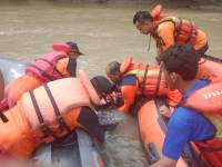 SAR gabungan temukan pria loncat ke sungai Silau. (istimewa).