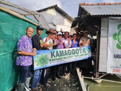 Dinas Perikanan Tinjau Budidaya Belatung Maggot