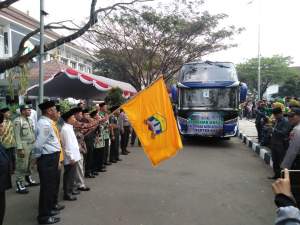 Walikota Serang Lepas Jamaah Haji Kota Serang Kloter Ketiga