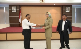 Pemerintah Kota Tangerang Selatan bersama Dewan Perwakilan Rakyat Daerah