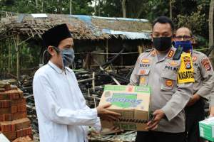 Jalin Silaturahmi, Polda Banten dan Polres Serang Berkunjung Ke Ponpes