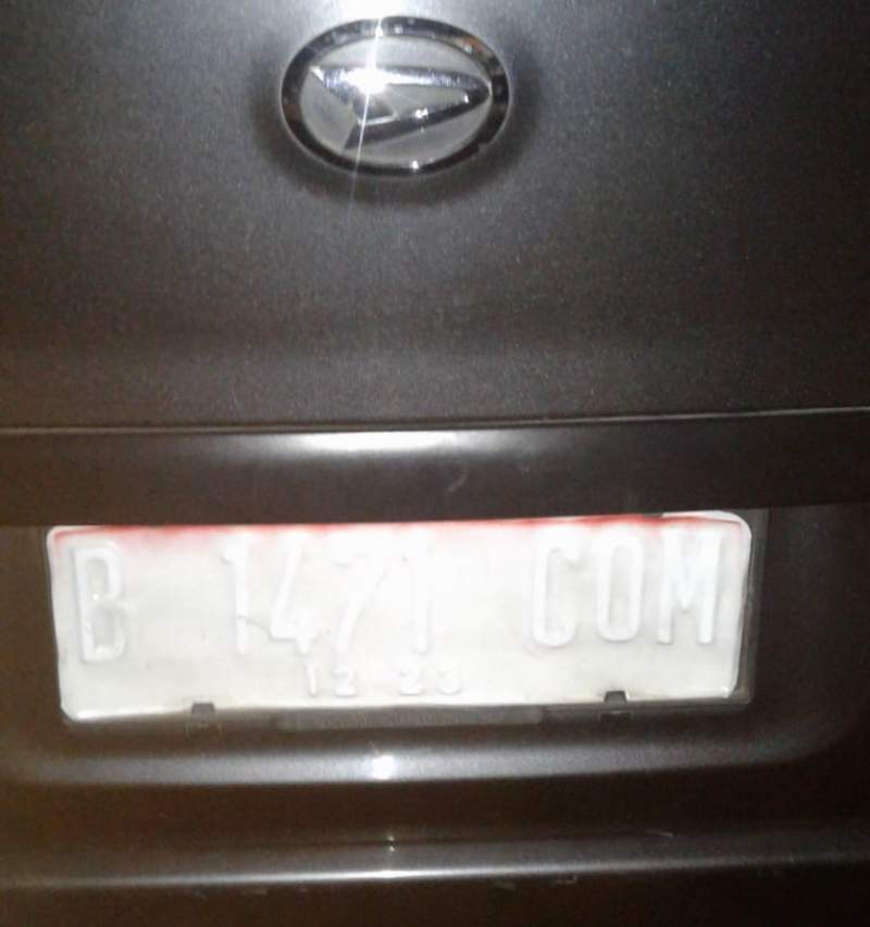 Plat Merah Kendaraan Operasional Pemdes Buaran Mangga Diduga Palsu