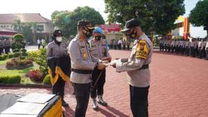 Kapolres Asahan Berikan Apresiasi Reward kepada Aiptu Mahmudin