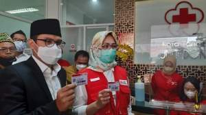 Ketua PMI Tangsel, Airin Rachmi Diany bersama Wakil Walikota Tangsel, Pilar Saga Ichsan