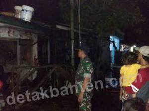 Diduga Korsleting Listrik, Home Industri di Pasar Kemis Ludes Terbakar