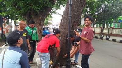Kepedulian Warga Kota Serang, Lakukan Aksi Cabut Paku