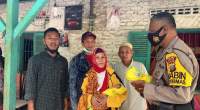 Bhabinkamtibmas Polsek Air Joman Polres Asahan Bantu Warga Binaannya