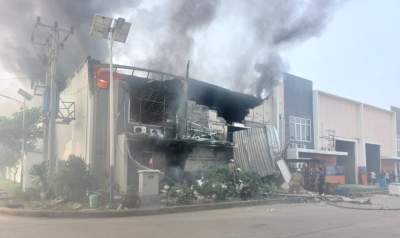 Gudang PT Leso di Pakuhaji Hangus Terbakar