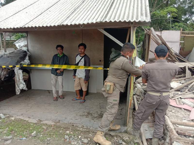 penertiban di Kemantren solear.