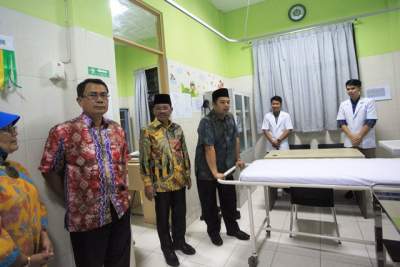 Peresmian Puskesmas Ciledug. Saat ini pelayanan Puskesmas Ciledug 24 jam. 