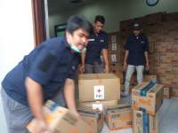 PMI Salurkan 66.000 Masker, Ribuan Wipol dan Sabun