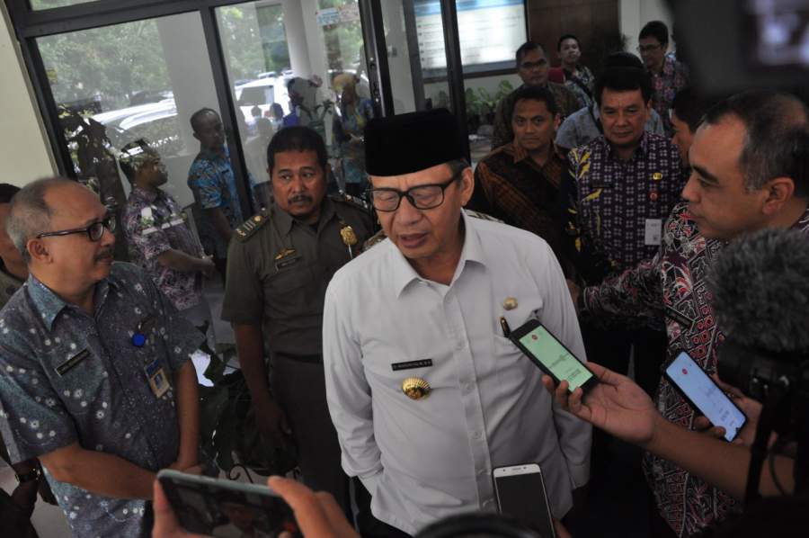 Gubernur Banten Wahidin Halim