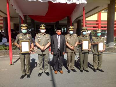 Satpol PP dan Damkar Pessel, Terima Penghargaan  Terbaik III dalam Penegakan Perda AKB Sumbar