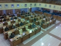 Tahun Kerja Politik DPRD Malas Ngantor
