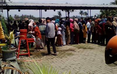 Ada Apa ya? Warga Berbondong-berbondong Datangi Kantor Kelurahan Pakuhaji