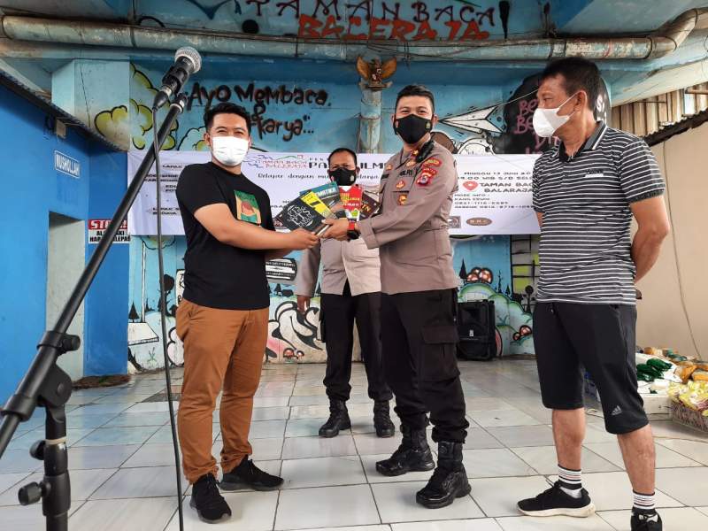 Taman Baca Fly Over Balaraja Gelar Bazar Buku