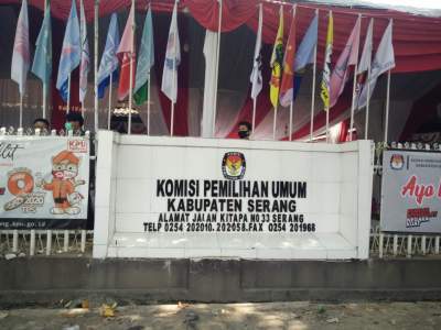 Meskipun Tidak Ada Calon Perseorangan, KPU Kabupaten Serang Sampai Malam Ini