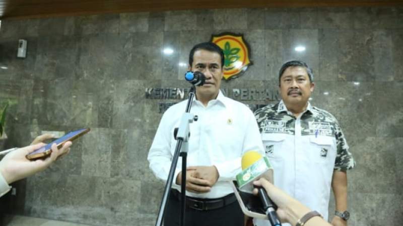 Menteri Pertanian Andi Amran Sulaiman di kantor Kementerian Pertanian, Jakarta, Rabu 22/11/2023).